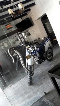 Ocacion Vendo Motocicleta Yamaha Yzf 426
