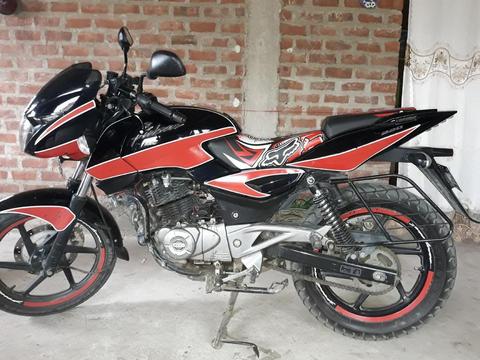 Vendo Moto Pulsar 220