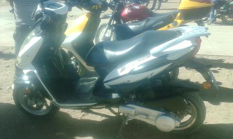 Vendo Moto Lifan Automatica 150