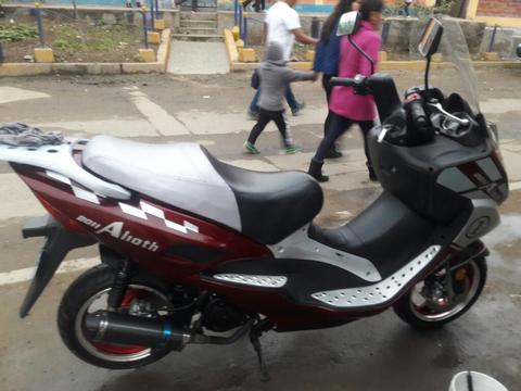 Vendo O Cambio Maxscooter X Una Chopera