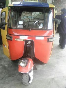 Vendo Moto Bajaj a Glp 2006 2500 Soles