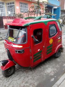 Vendo Moto Torito Bajaj de 4 Tiempos