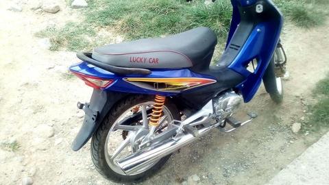 vend moto lucky car 110 por ocacion