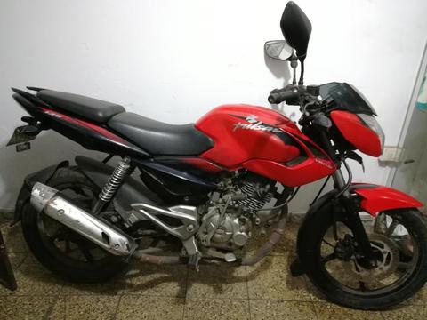 Vendo Moto Pulsar 135