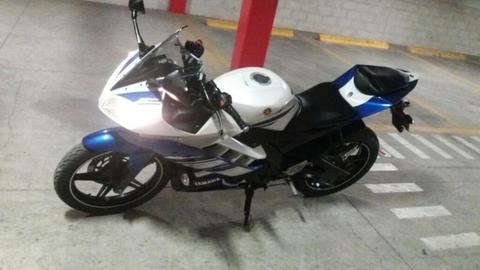 yamaha r15 ESPECIAL EDITION BLUE SEMINUEVA