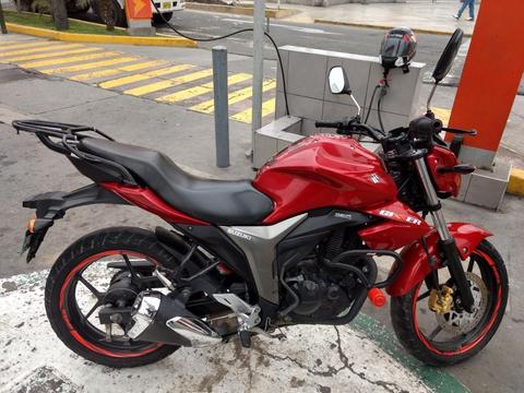 Hermoza Moto Suzuki Gixxer 2016