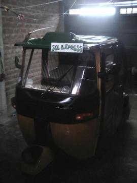 Vendo Moto Taxi Bajaj 4t a Gas