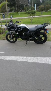 Vendo Moto Yamaha Faser 2011 Modelo