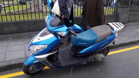 Vendo Mi Moto Scooter Italika Ds 150