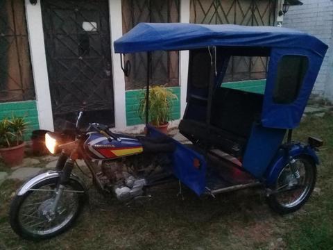 se vende moto