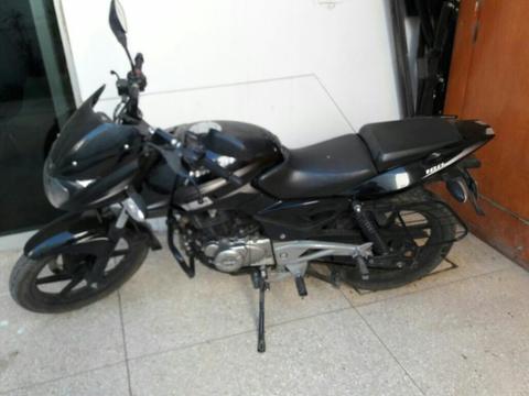 PULSAR 180 cc