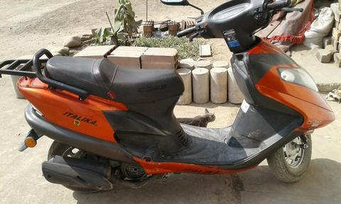 Vendo Moto Scuter Italica 125 con Sotat