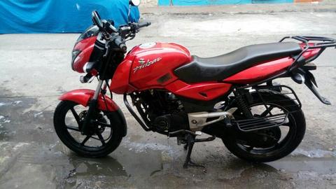 Venta de Moto Pulsar 150 Buen Estado