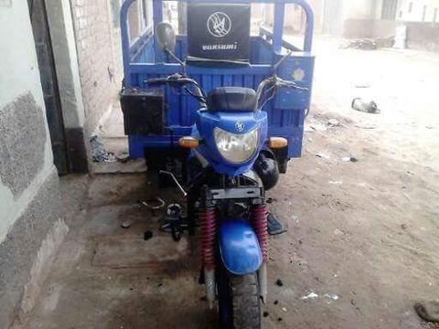 SE VENDE MOTO CARGUERA OCASIÓN