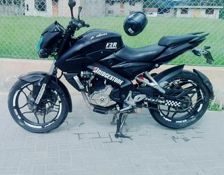 •vendo Moto Pulsar Ns-200