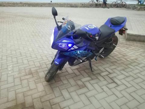 Moto Yamaha Yzf R15