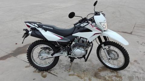 SE VENDE MOTO LINEAL HONDA XR150