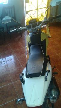 Vendo Moto Italika Dm 150