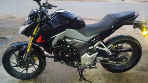 MOTO HONDA CB190R