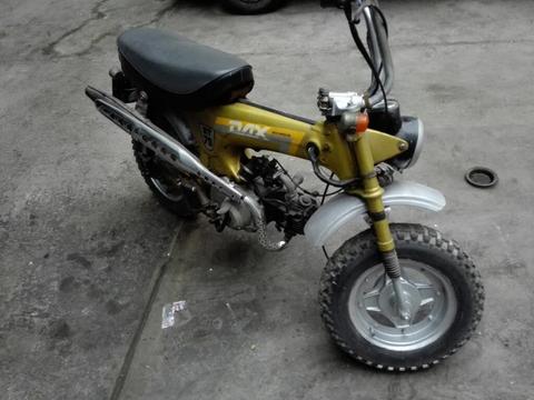 Moto Honda Dax 1974