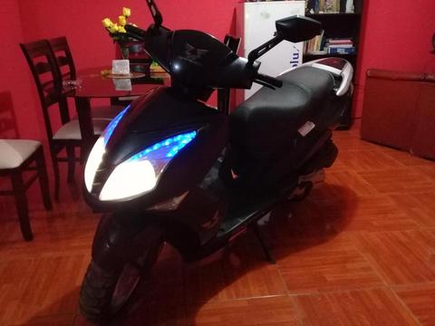 VENDO MOTO SCOOTER ZONGSHEN NITROX 150