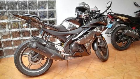 Yamaha R15 2014