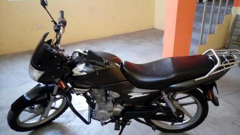 Vendo Honda Storm 2011