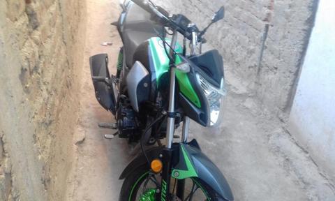 vendo mi moto por motivo de viaje