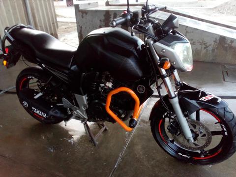 Vendo mi Moto YAMAHA FZ 16 por motivo de viaje