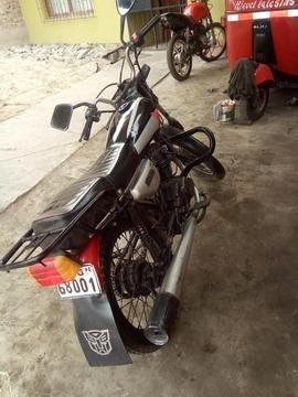 SE VENDE MI MOTO HONDA S/1.000 A TRATAR