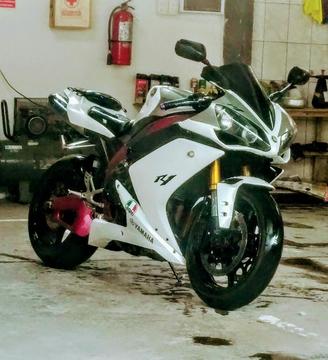 Vendo Moto Yamaha R1