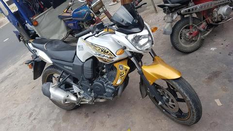 Vendo Mi Fz 2016 en Perfecto Estado Doc