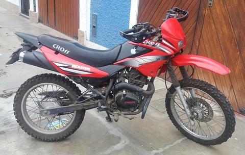 VENDO MOTO DE OCASION