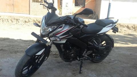 Moto Pulsar Ns200