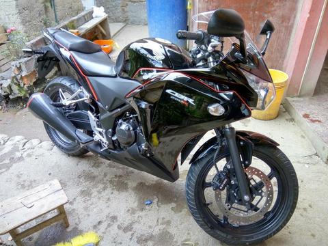 Vendo Moto Honda Cbr 250