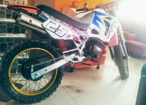 Vendo O Cambio Mi Moto Llamar 962612316