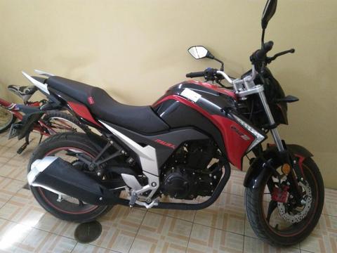 Vendo Moto Italika 250