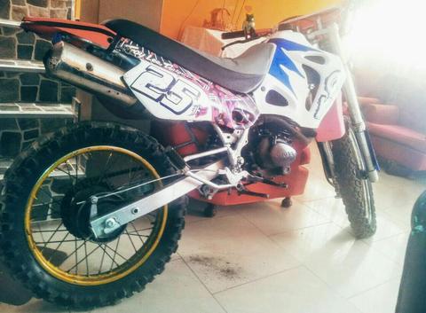 Vendo O Cambio Moto Llamar 962612316