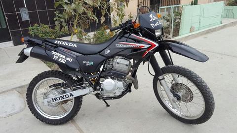 Vendo Xr 250 Honda Tornado