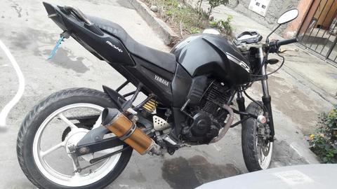 Vendo Moto Yamaha Fz 16 en Buen Estado