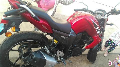 Vendo Moto Yamaja Fz Del Año 2012