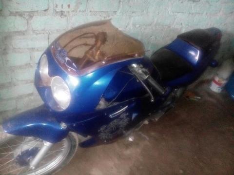 vendo moto yamaja