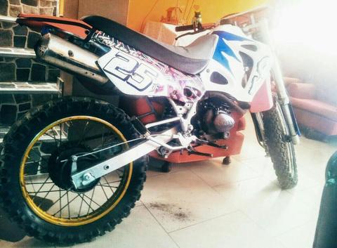 Vendo O Cambio Moto Llamar 962612316