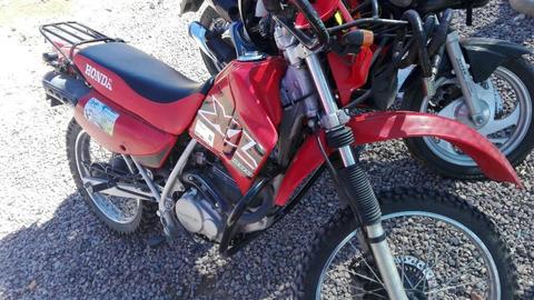 Se Vende Moto Lineal Xl 200 Del 2014