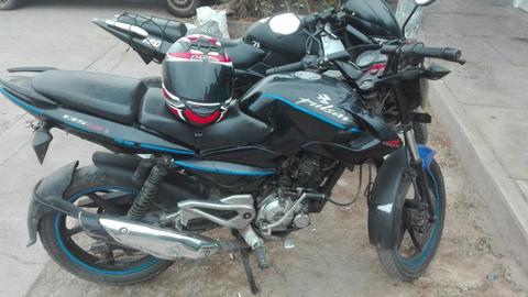 Vendo Moto Pulsar 135 con Soat