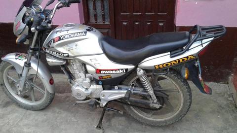 Se Vende por Ocacion Una Moto Lineal