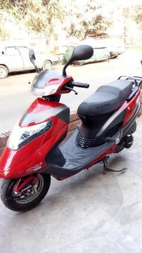 vendo linda moto scooter marca italika