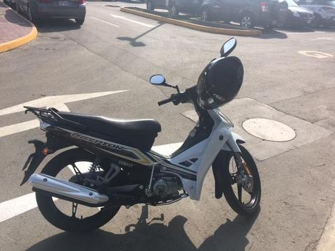 Vendo Yamaha Crypton 2017 Seminueva