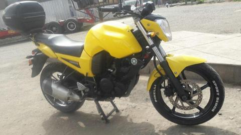 MOTO YAMAHA FZ 2014