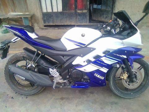 Yamaha R15